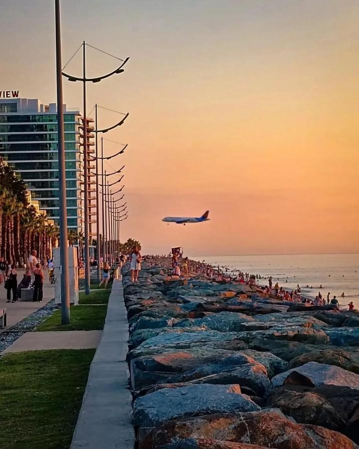 Panoramic Sea And City View Aparthotel In Orbi City Батумі Екстер'єр фото